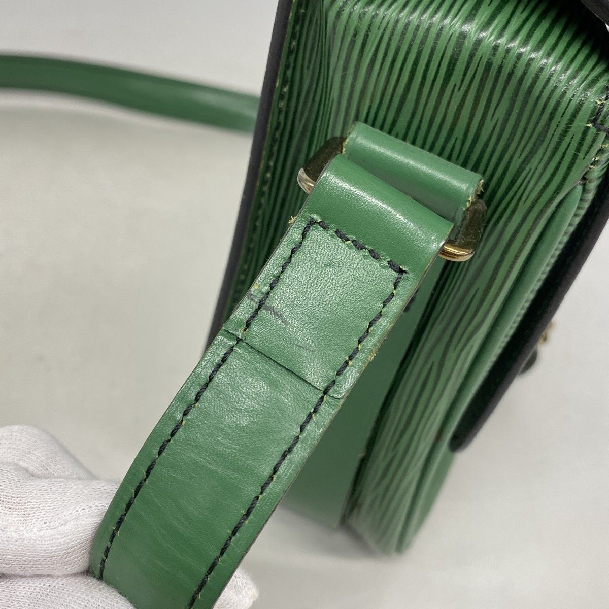 Louis Vuitton Shoulder Bag Epi Cartouchiere Borneo Green — view 9
