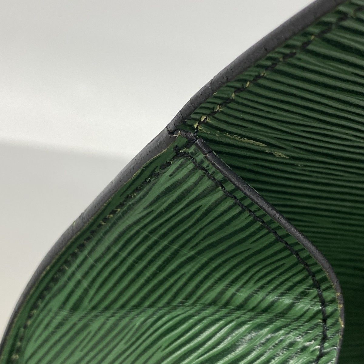 Louis Vuitton Shoulder Bag Epi Cartouchiere Borneo Green — view 7