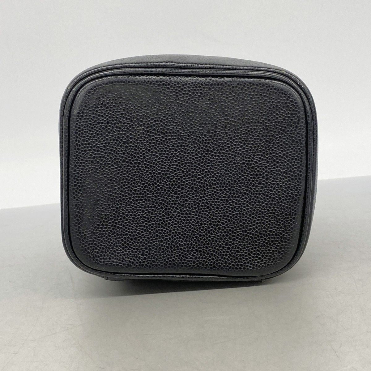 Chanel Vanity Bag Caviar Leather Black Gold — view 3