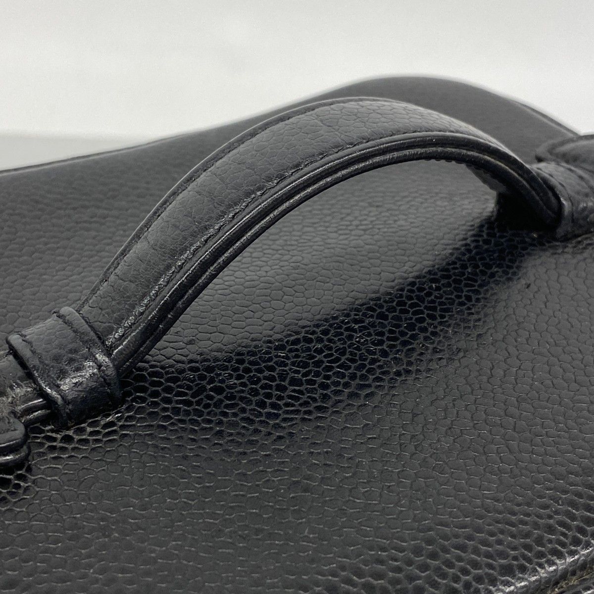 Chanel Vanity Bag Caviar Leather Black Gold — view 8