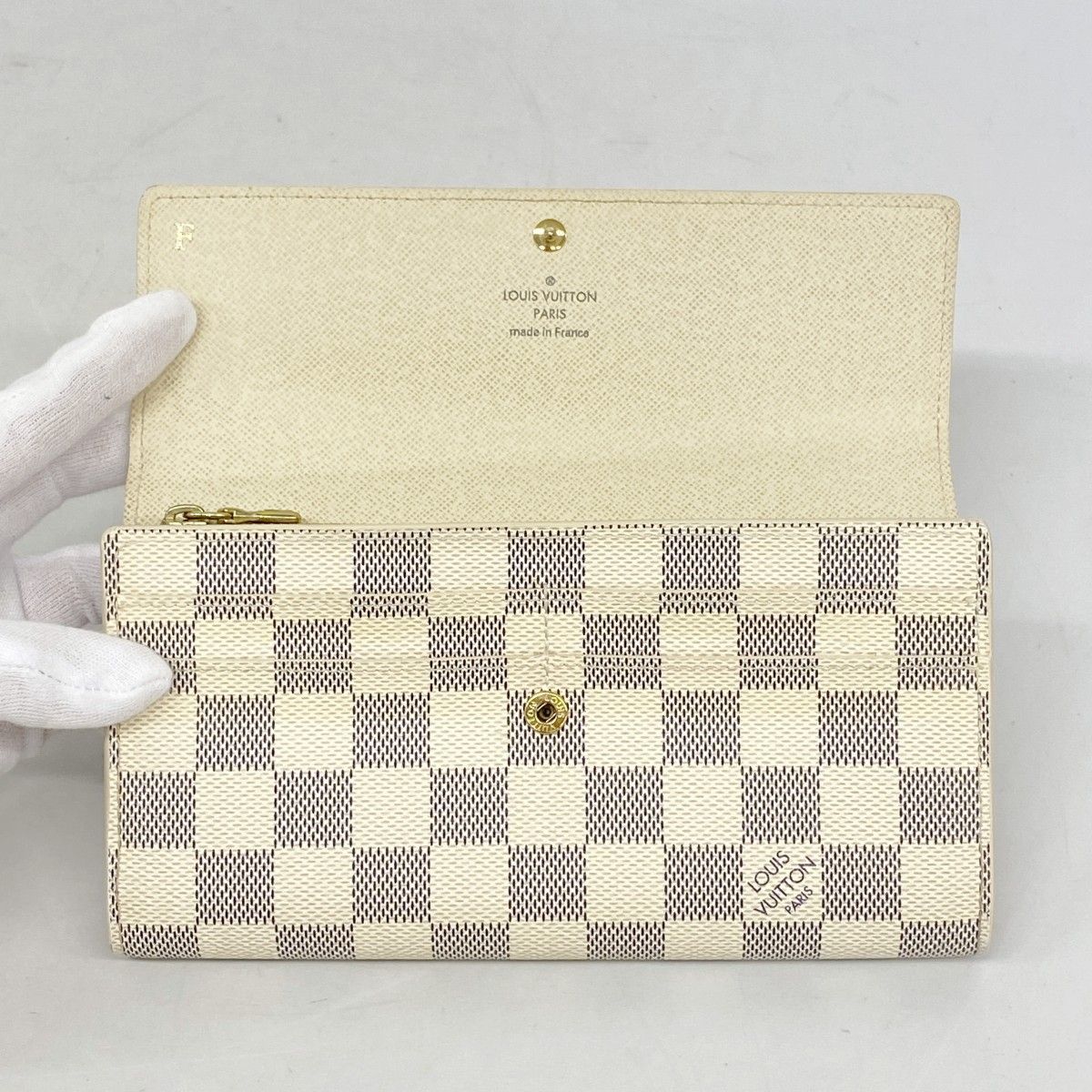 Louis Vuitton Wallet Damier Azur Portefeuille Sarah White — view 9