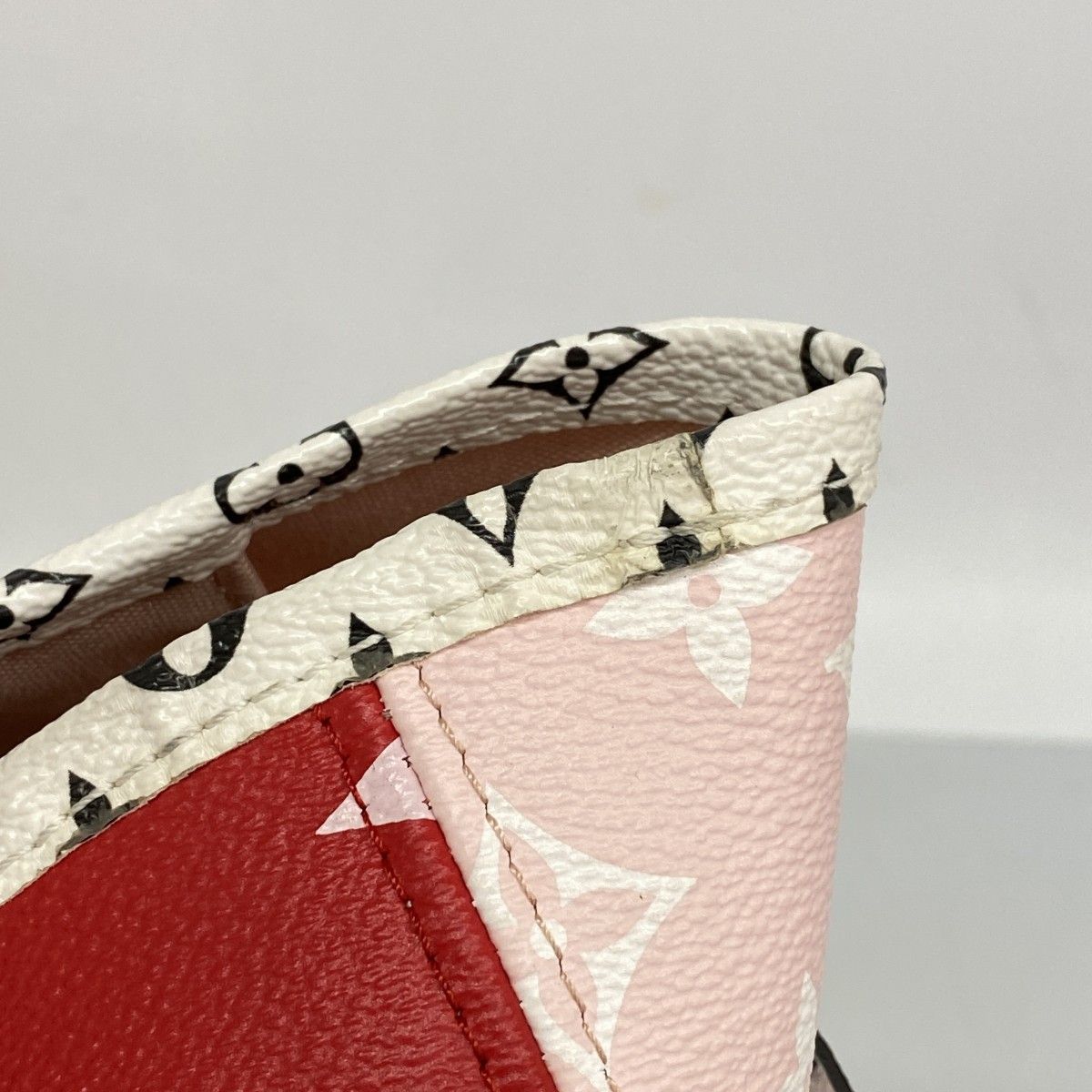 Louis Vuitton Tote Monogram Giant Neverfull MM Pink Rouge — view 8