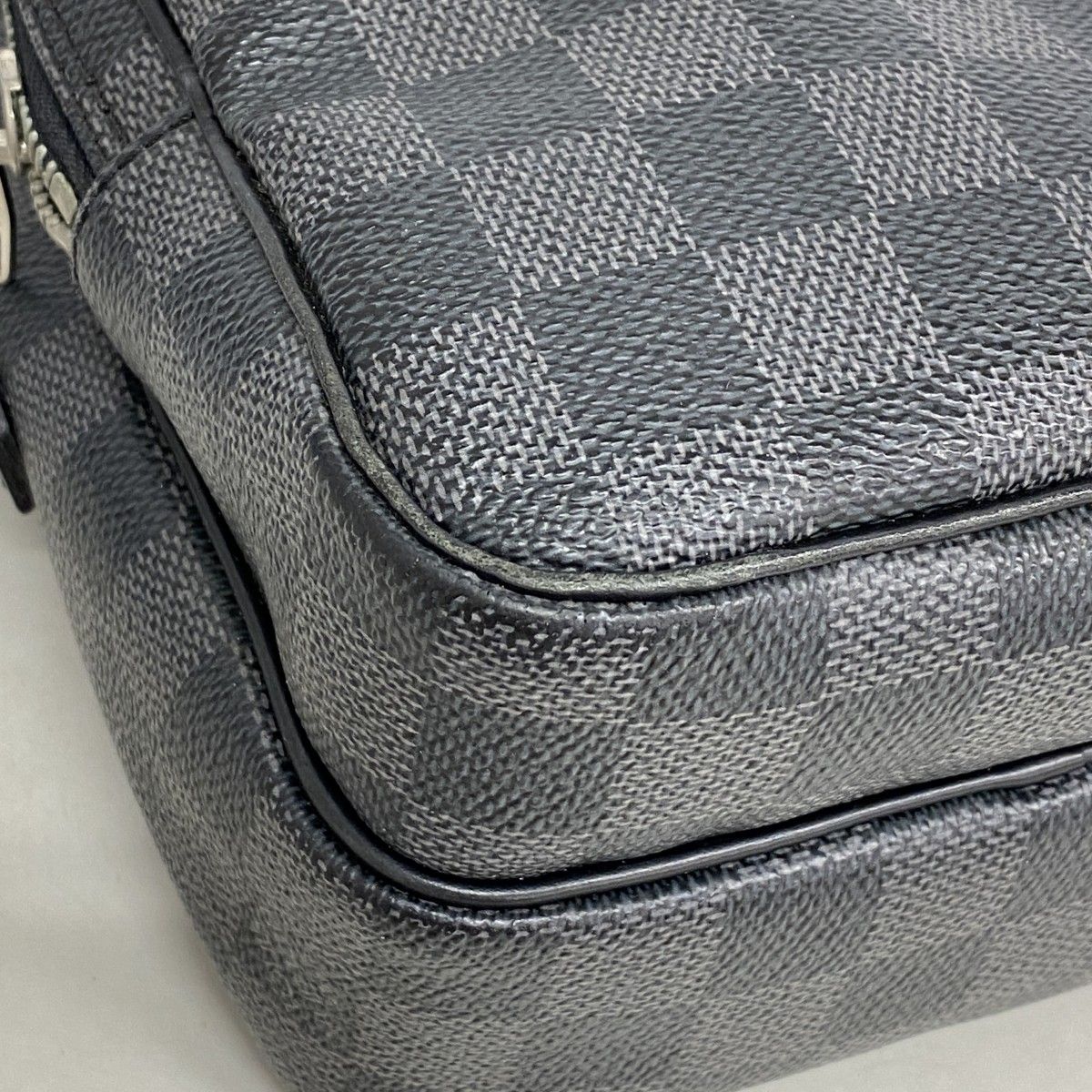 Louis Vuitton Shoulder Bag Damier Graphite Rem Black Gray — view 7