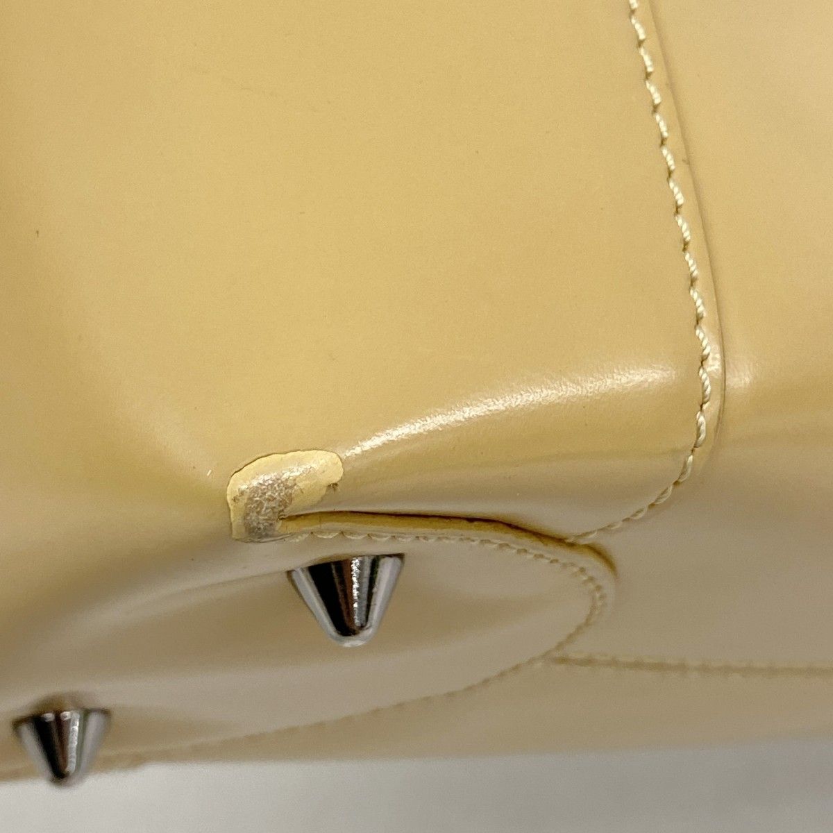 Dior Handbag Maris Pearl Leather Beige Silver — view 7