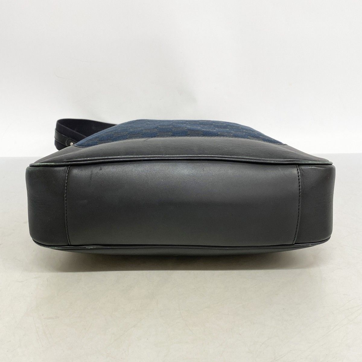 Gucci Handbag GG Canvas Black Silver 2-Way — view 3