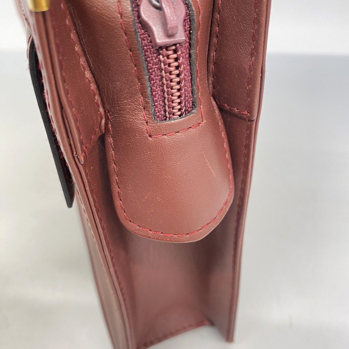 Cartier Clutch Must Leather Bordeaux Gold — view 8