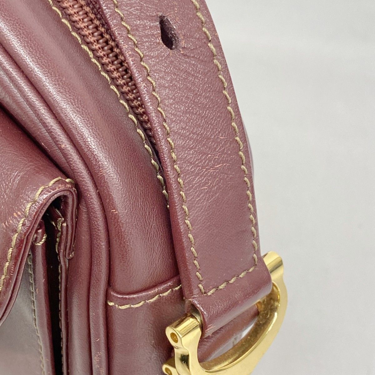 Cartier Shoulder Bag Must Leather Bordeaux Gold — view 8