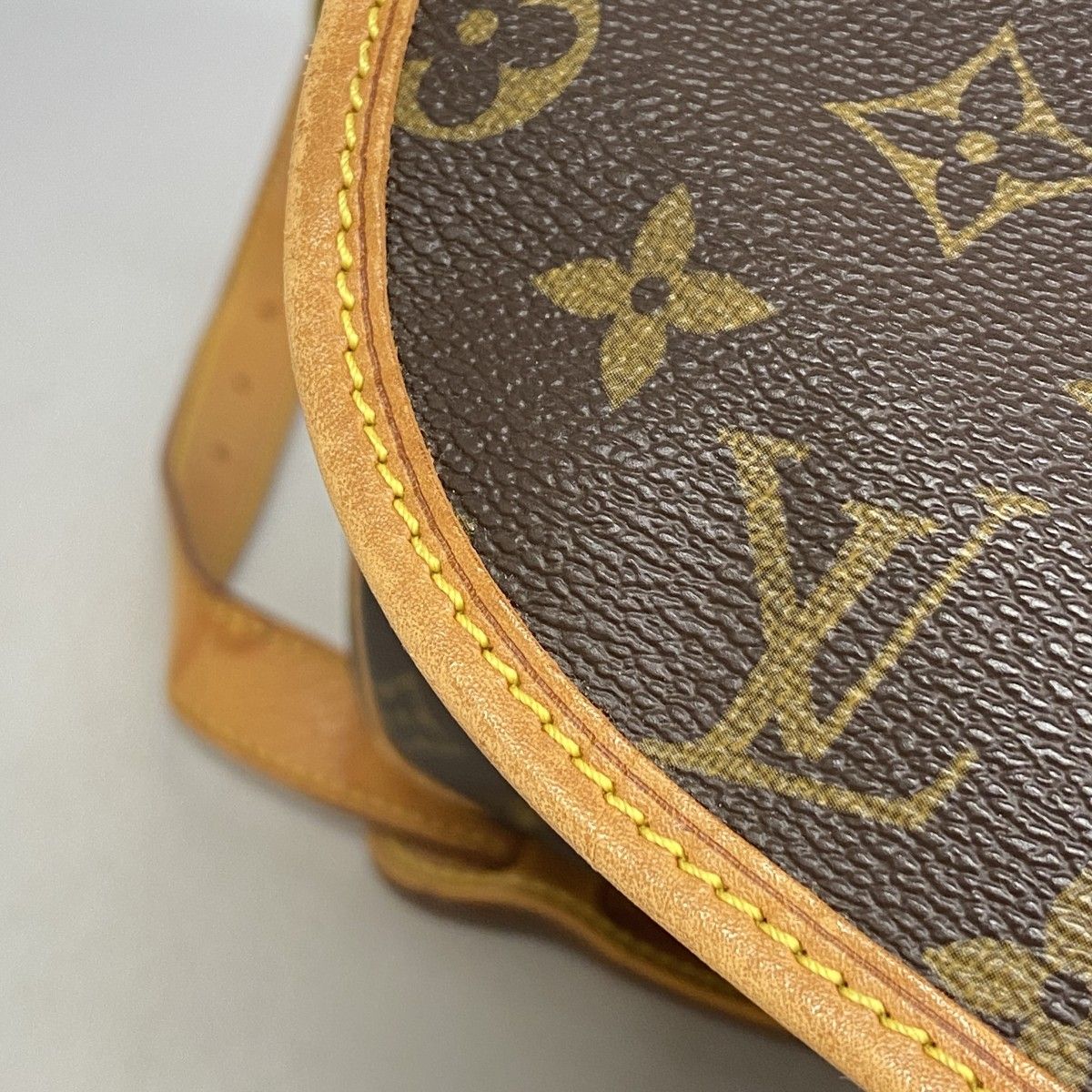 Louis Vuitton Shoulder Bag Monogram Saumur 35 Brown — view 7