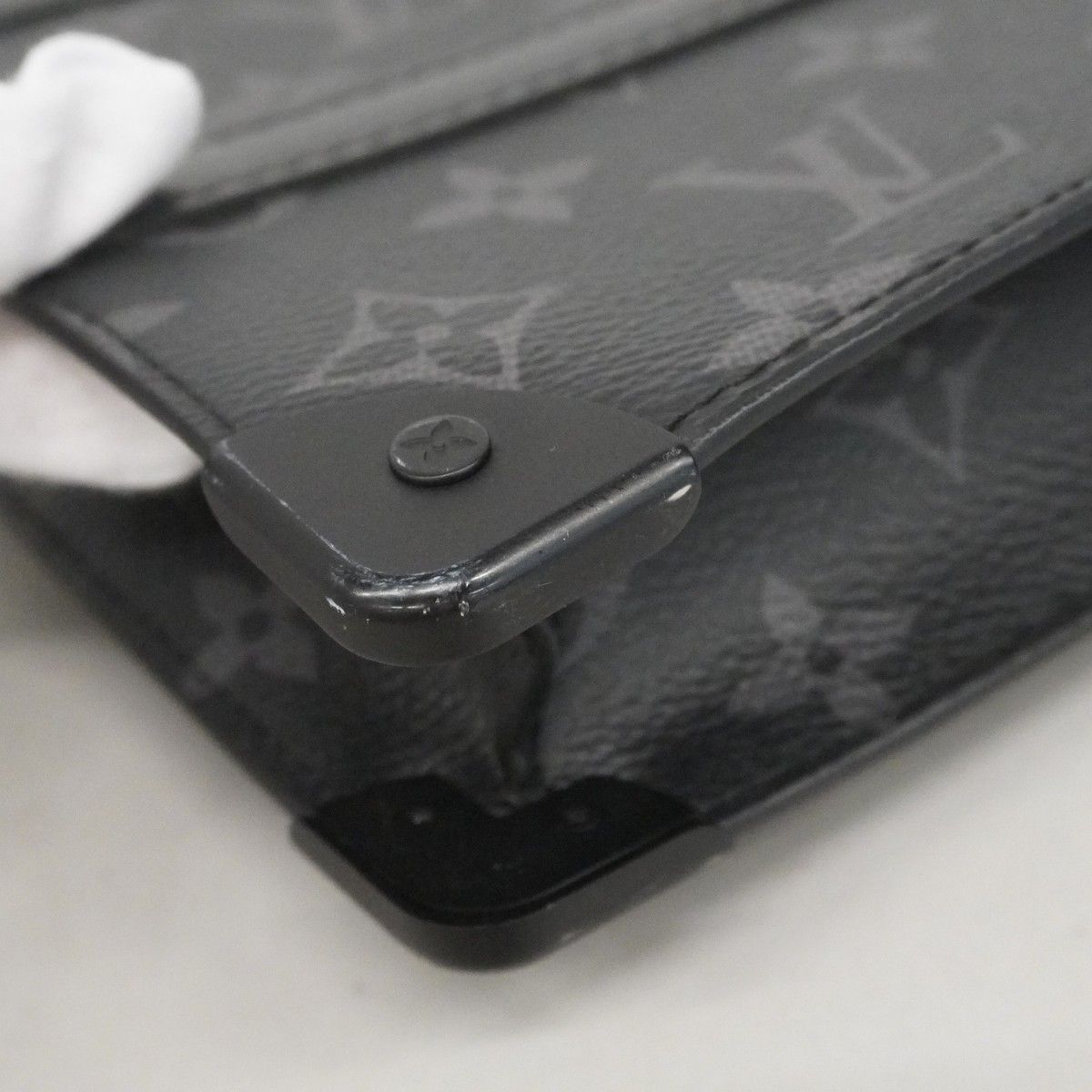Louis Vuitton Clutch Monogram Eclipse Trunk Pochette Black — view 8