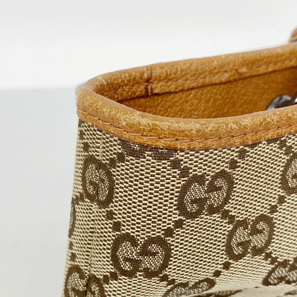 Gucci Handbag GG Canvas Beige Silver — view 6