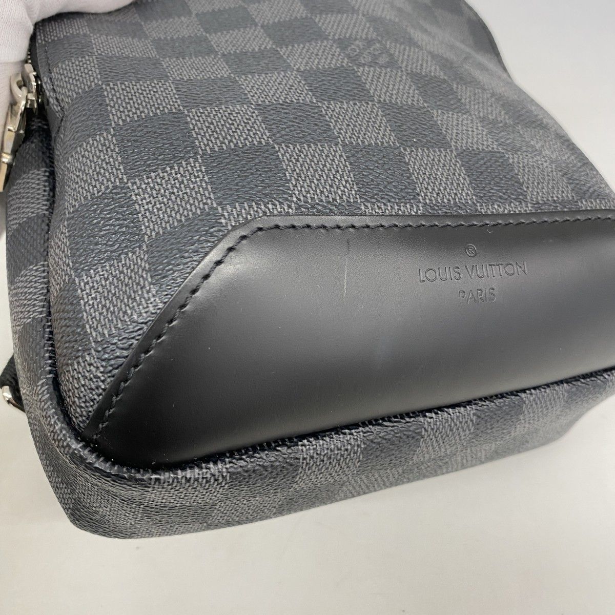 Louis Vuitton Belt Bag Damier Graphite Avenue Black Gray — view 6