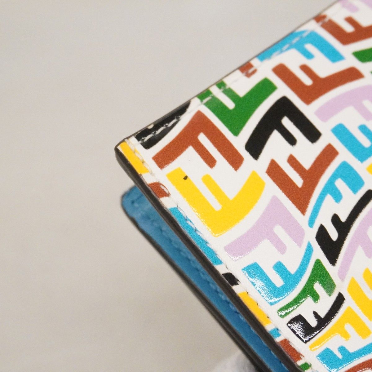 Fendi Wallet Multicolor Gold — view 5
