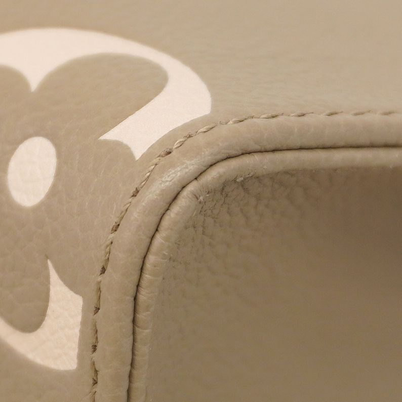 Louis Vuitton Handbag Monogram Empreinte Bicolor On The Go BB Tourterelle Cles — view 6