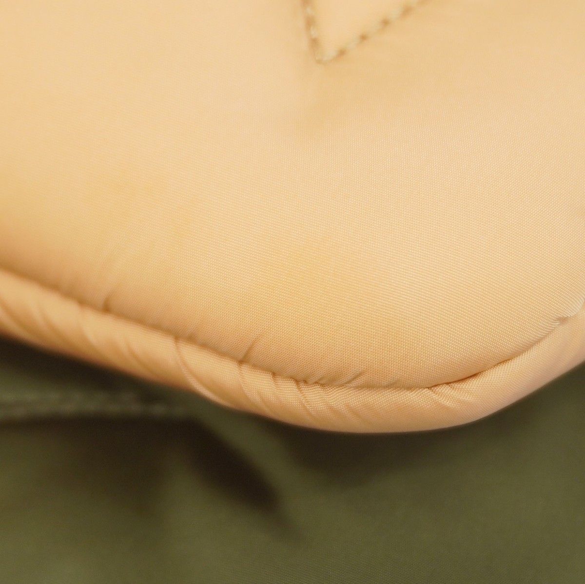 Louis Vuitton Shoulder Bag LV Pillow Maxi Multy Pochette Khaki Beige — view 7