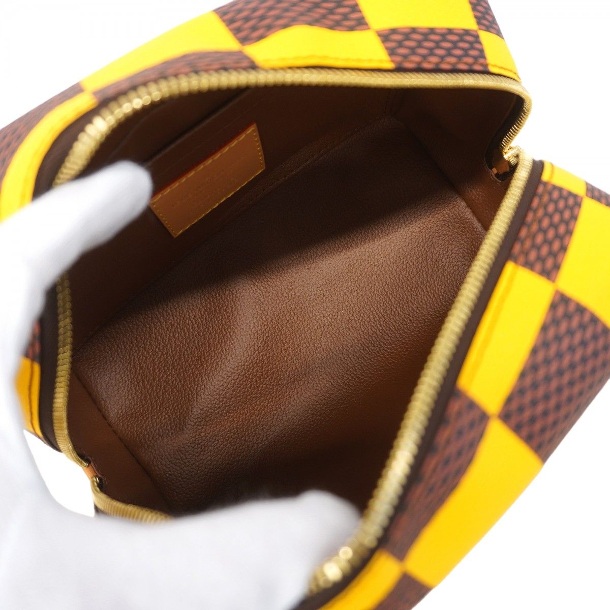 Louis Vuitton Handbag Damier Pop Rocker Dopp Kit Yellow — view 4