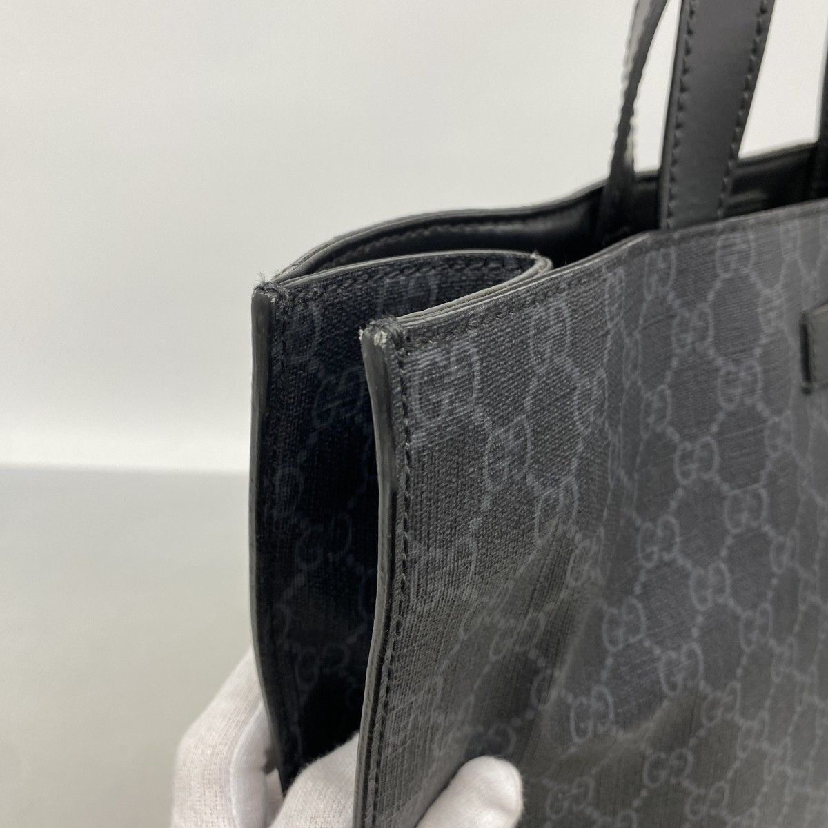 Gucci Tote GG Supreme Black Silver — view 8