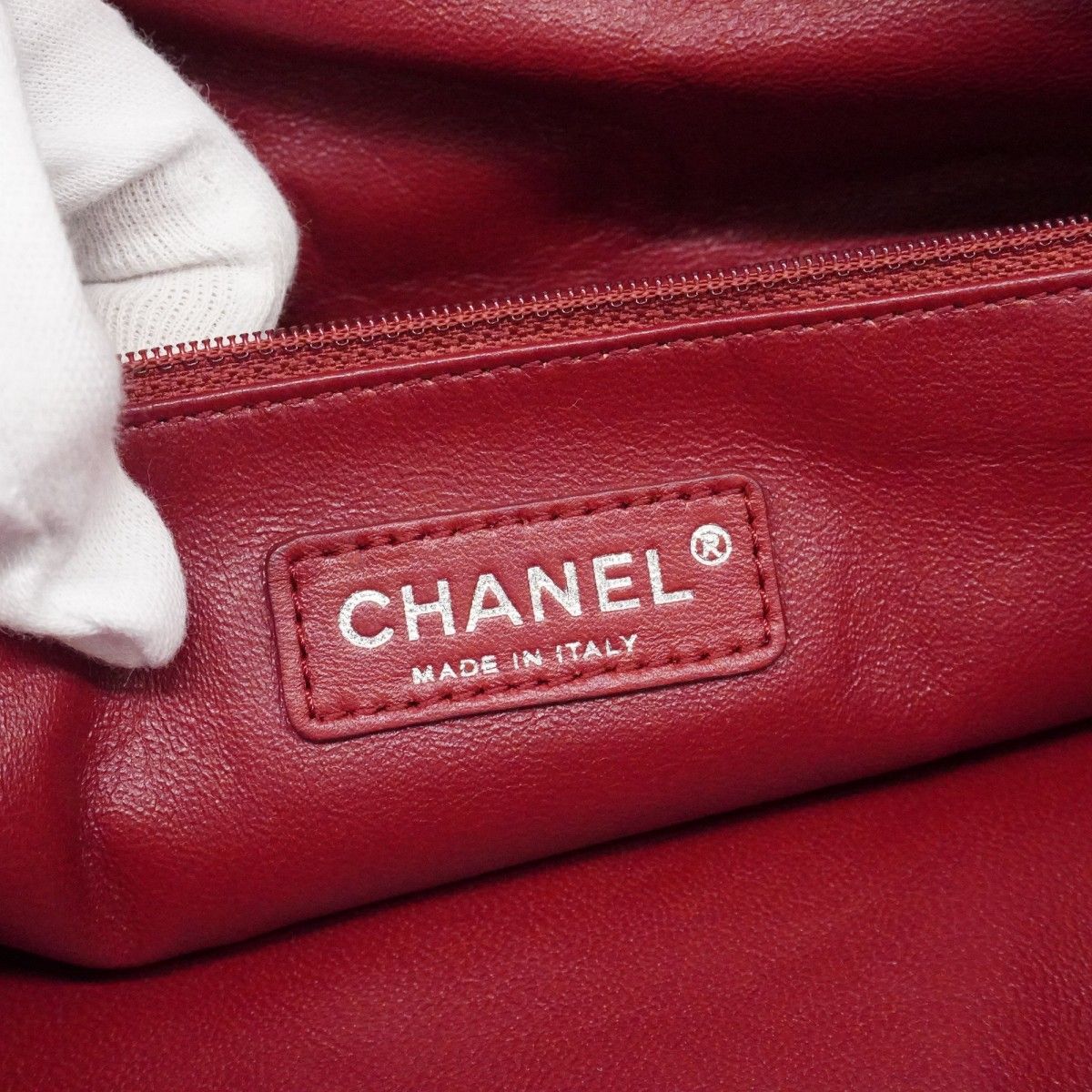 Chanel Chain Tote Patent Leather Black Silver — view 5