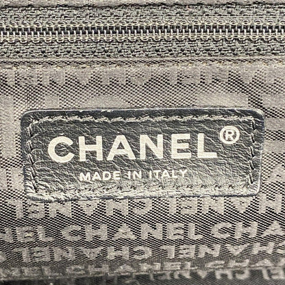 Chanel Shoulder Bag Choco Bar Leather Black Silver — view 5