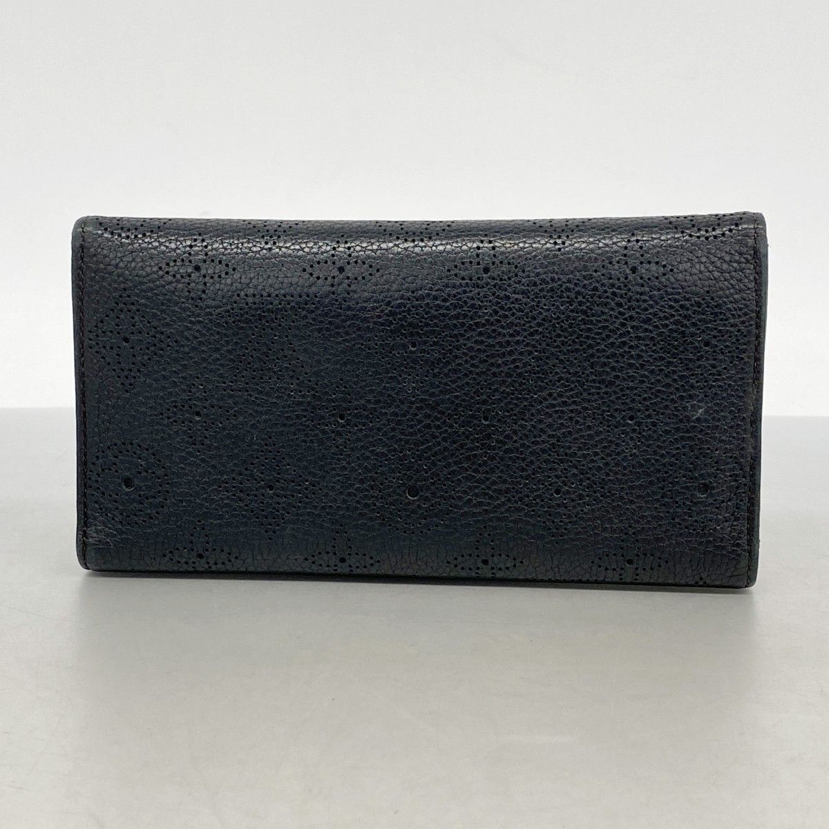 Louis Vuitton Trifold Wallet Mahina Portefeuille Amelia Noir — view 9