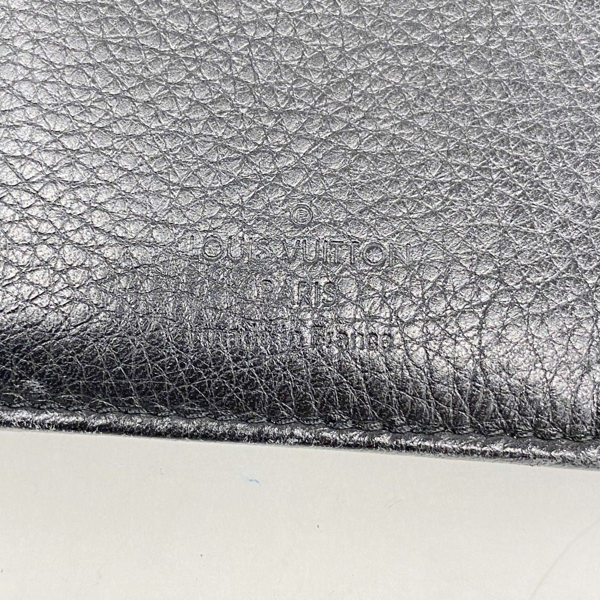 Louis Vuitton Trifold Wallet Mahina Portefeuille Amelia Noir — view 4