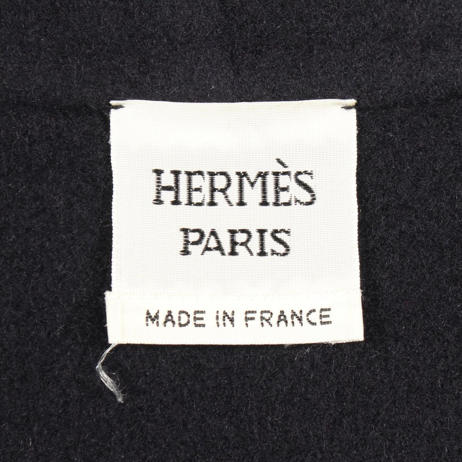 Hermes Ro Cover le Fou Dotted Poncho Cashmere — view 3