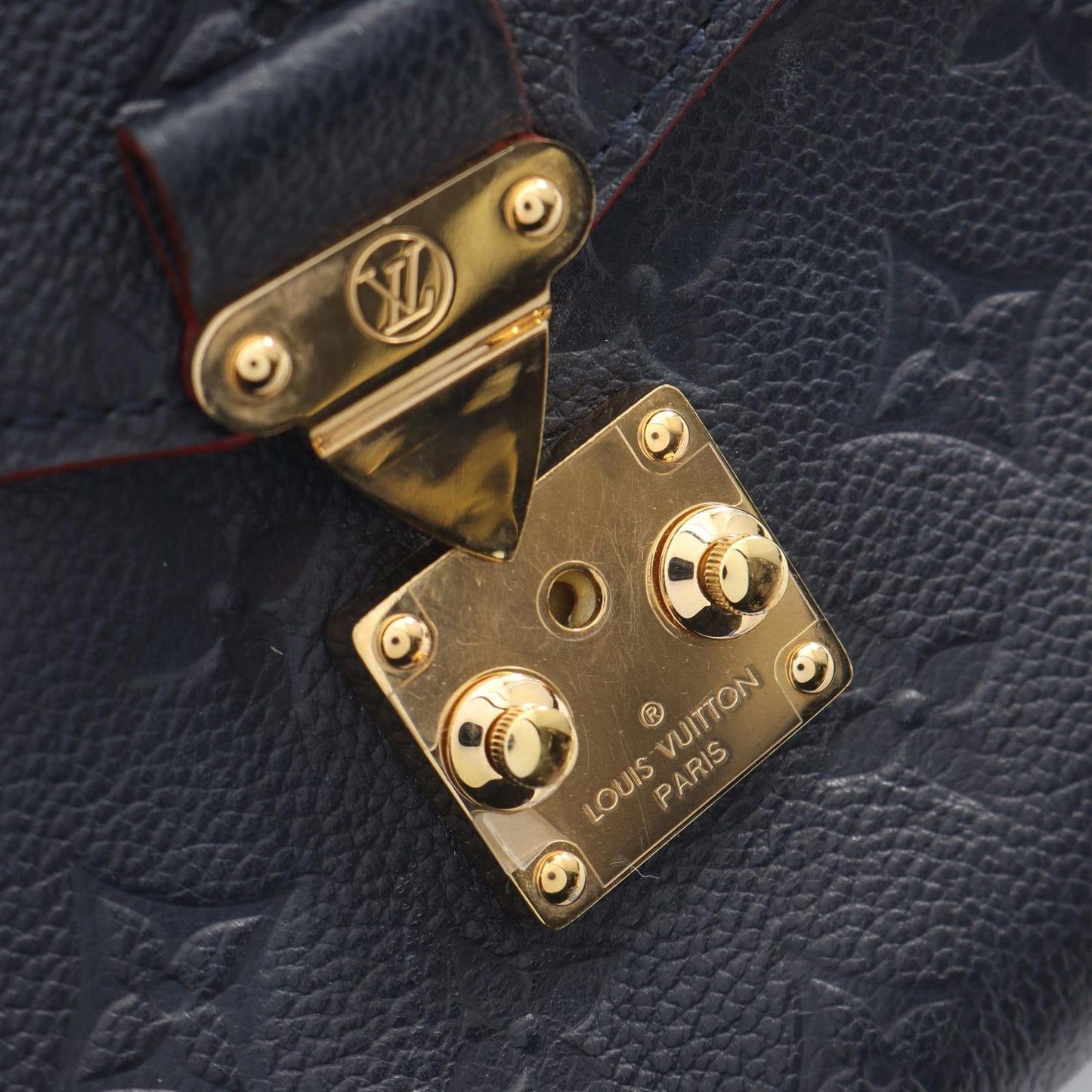 Louis Vuitton Handbag Pochette Metis Monogram Empreinte Marie Nourge 2-Way — view 9