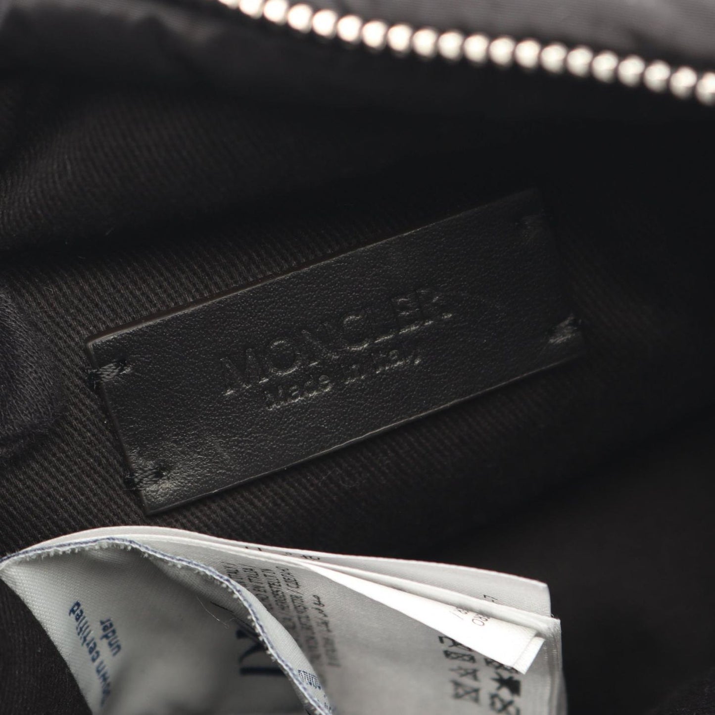 Moncler Mont Cles le Handbag Micro Caradoc 2-Way Black Nylon Leather Suce — view 4