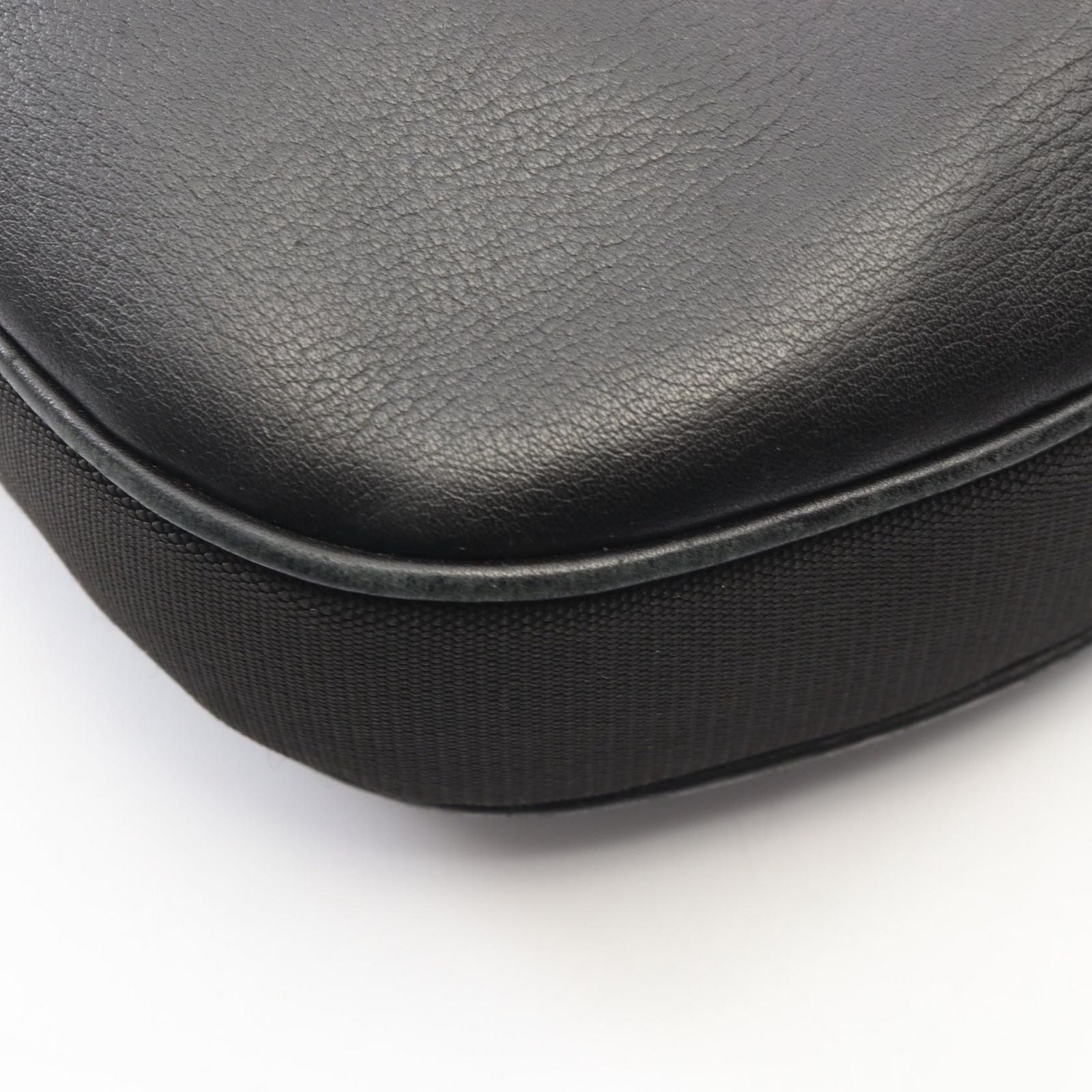 Gucci Shoulder Bag 001 Black Leather Suce — view 6