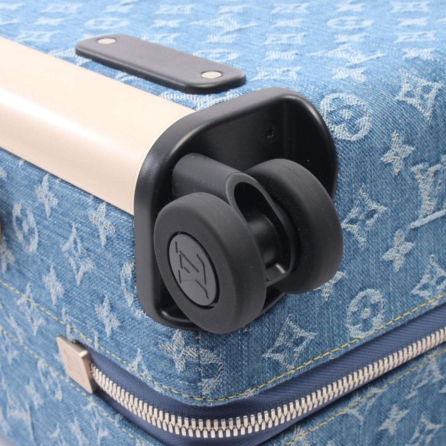 Louis Vuitton Travel Bag Horizon 55 M Blue Denim Leather — view 6
