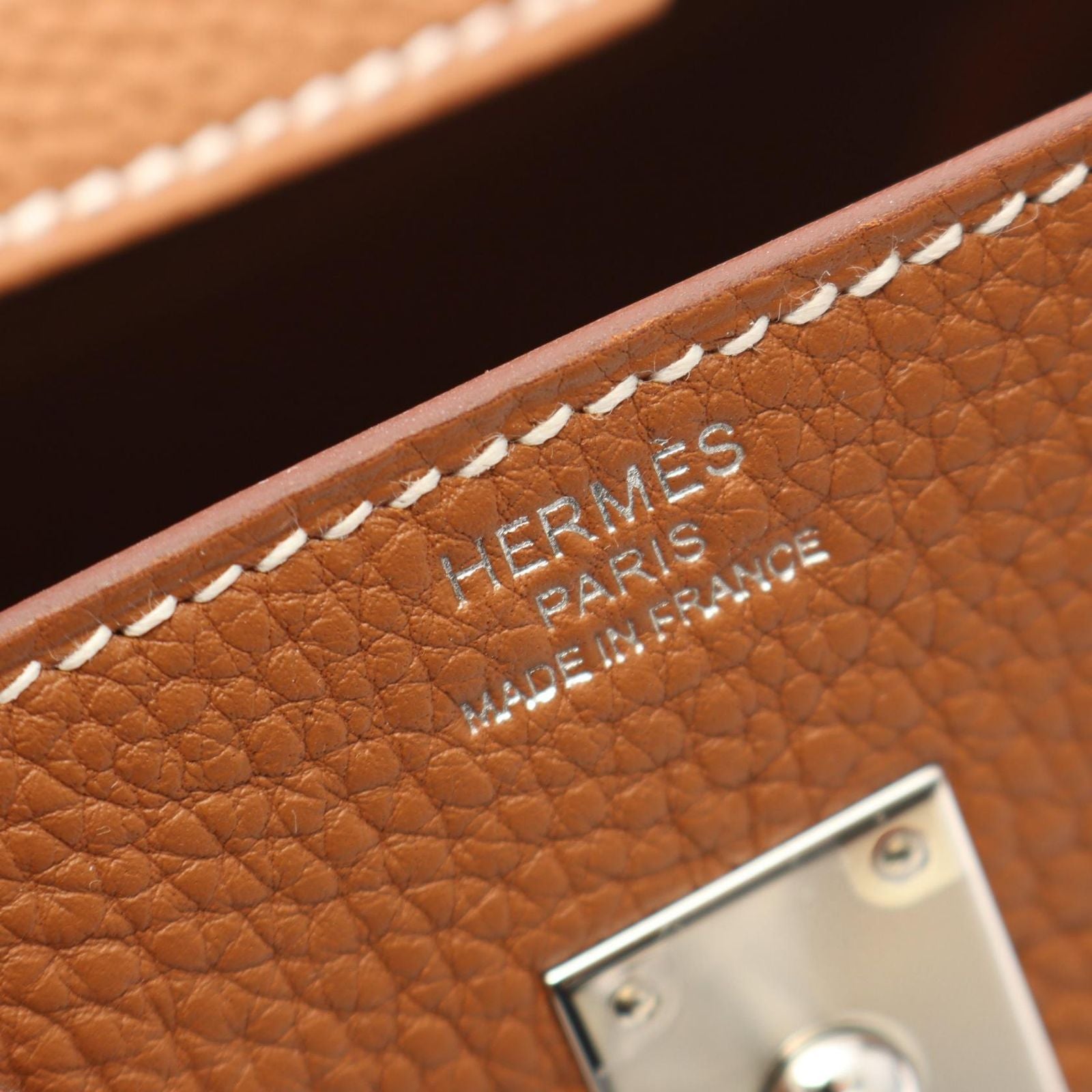 Hermes Handbag Birkin 25 Gold Leather — view 4