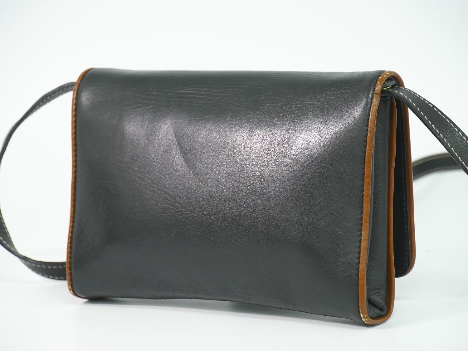 Celine Leather Shoulder Bag Pochette Black — view 2