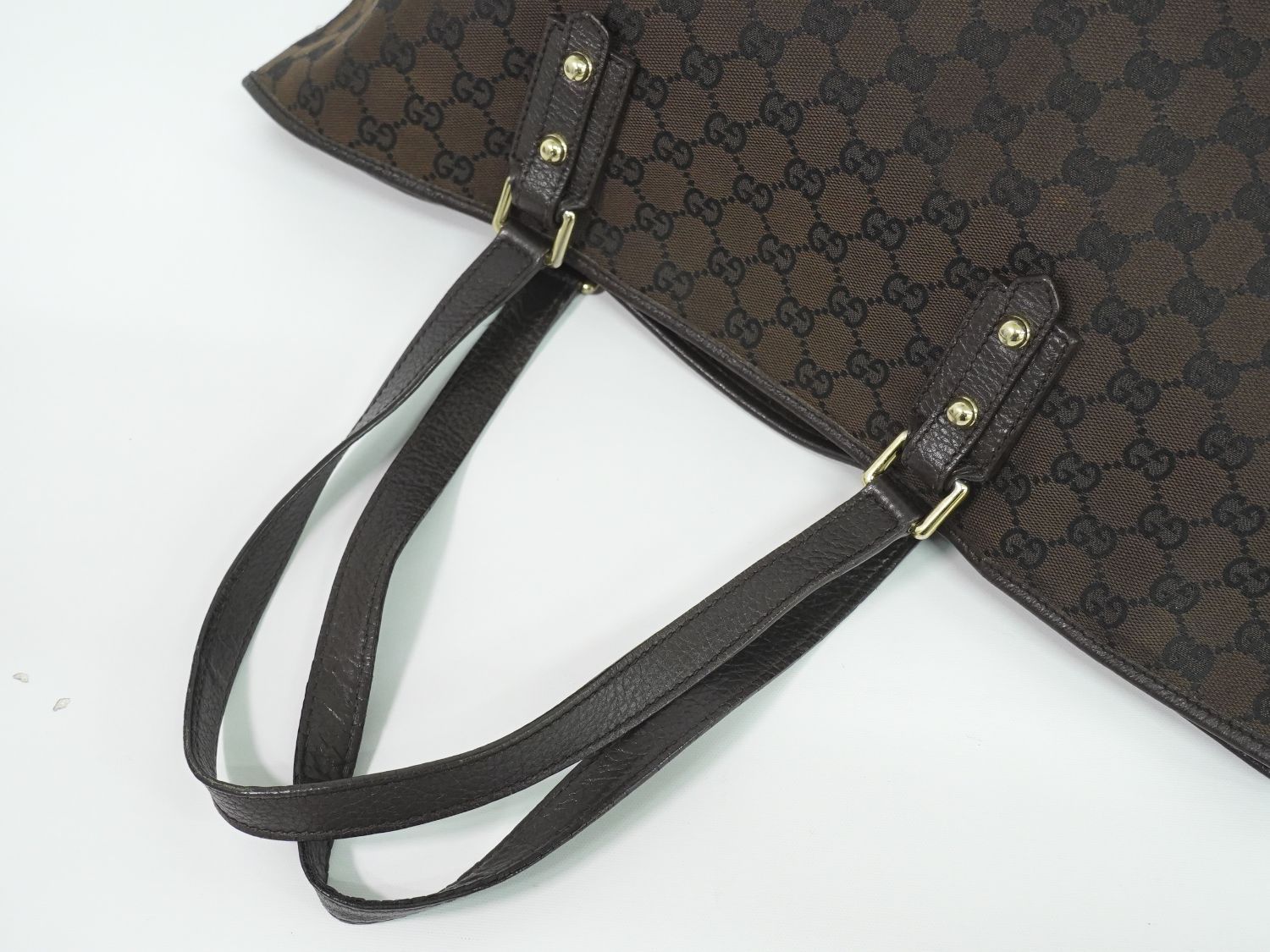 Gucci GG Canvas Shoulder Bag Tote Brown — view 4