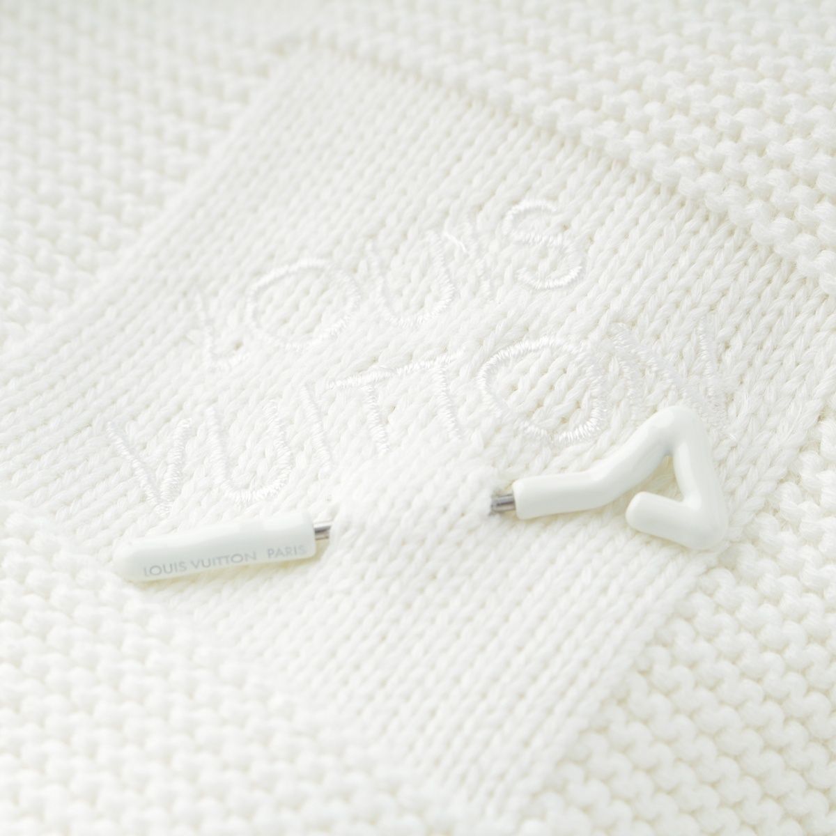 Louis Vuitton Cotton Logo Embroidery Damier Knit Sweater White — view 8