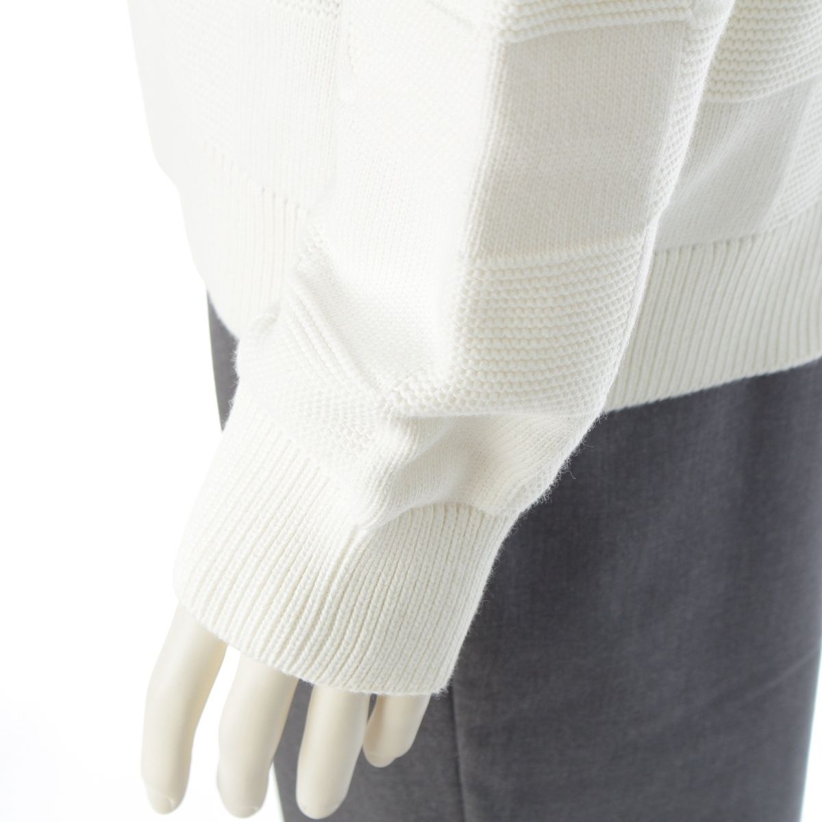 Louis Vuitton Cotton Logo Embroidery Damier Knit Sweater White — view 7