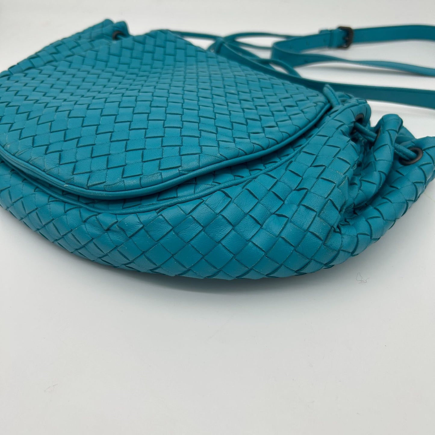 Bottega Veneta Crossbody Shoulder Bag Intrecciato Leather Blue — view 6