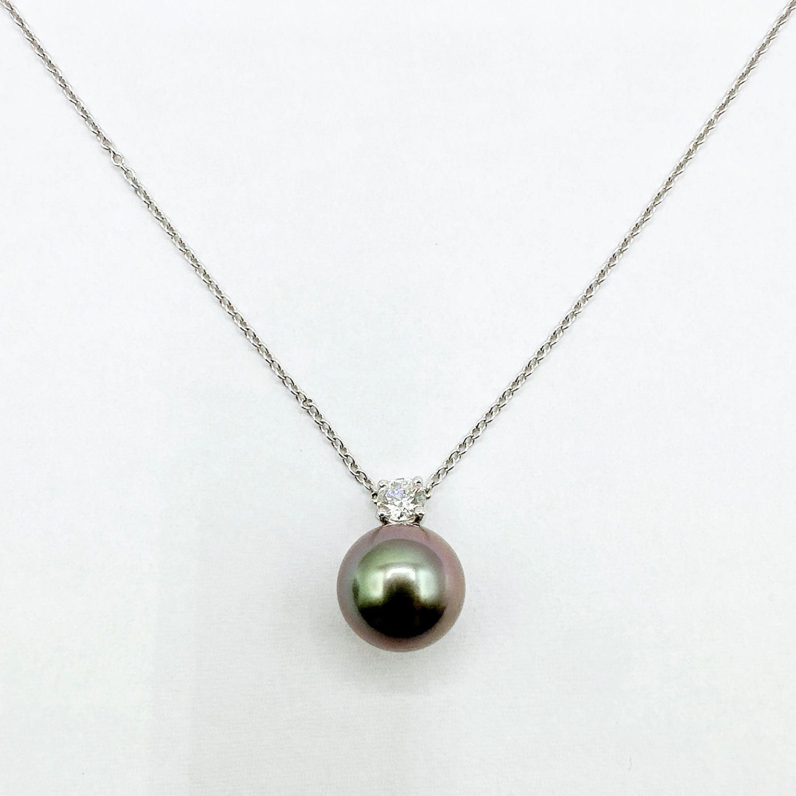 Tiffany & Co Pearl Diamond White Gold Necklace 41 cm — view 6