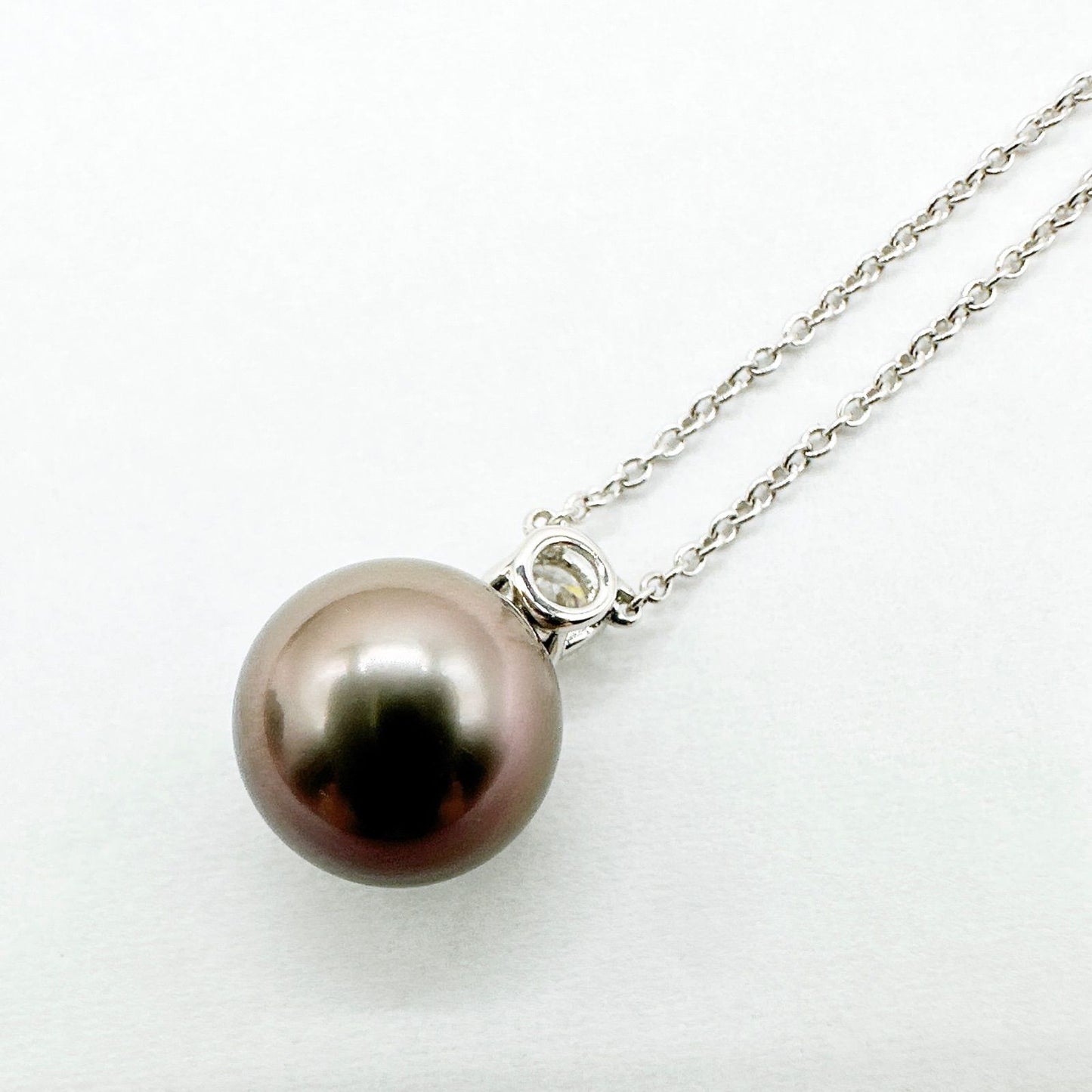 Tiffany & Co Pearl Diamond White Gold Necklace 41 cm — view 2