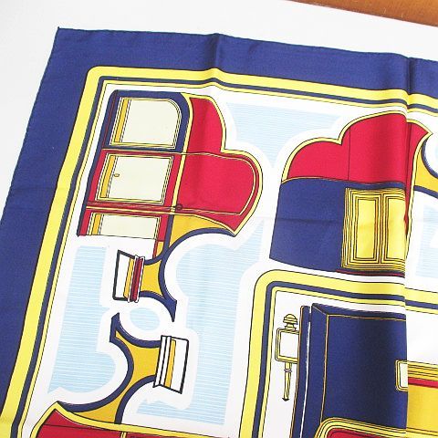 Hermes Carre 90 les Coupe Scarf Large Silk Navy All Over Pattern Logo — view 4