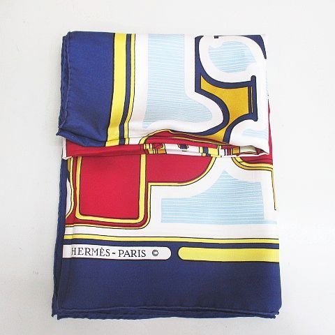 Hermes Carre 90 les Coupe Scarf Large Silk Navy All Over Pattern Logo — view 2