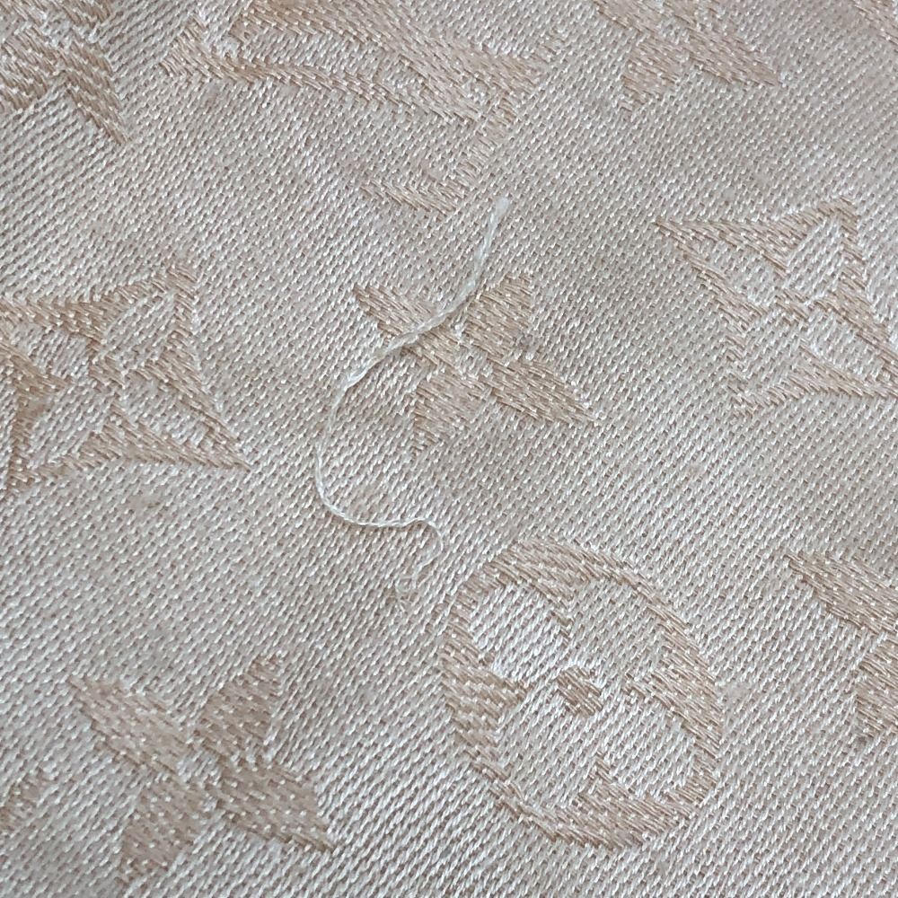 Louis Vuitton Shawl Monogram Dune Silk Beige Scarf — view 7