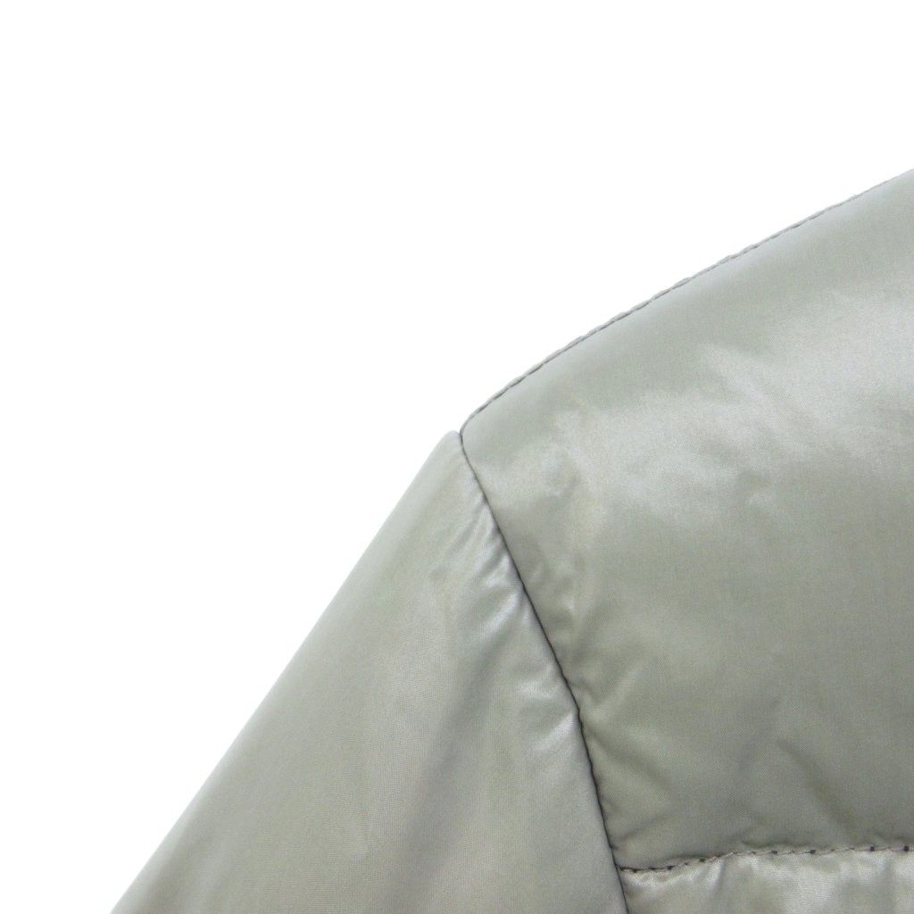 Moncler Everest Down Jacket Big Logo Zip Up 50 Beige 0 HW — view 3
