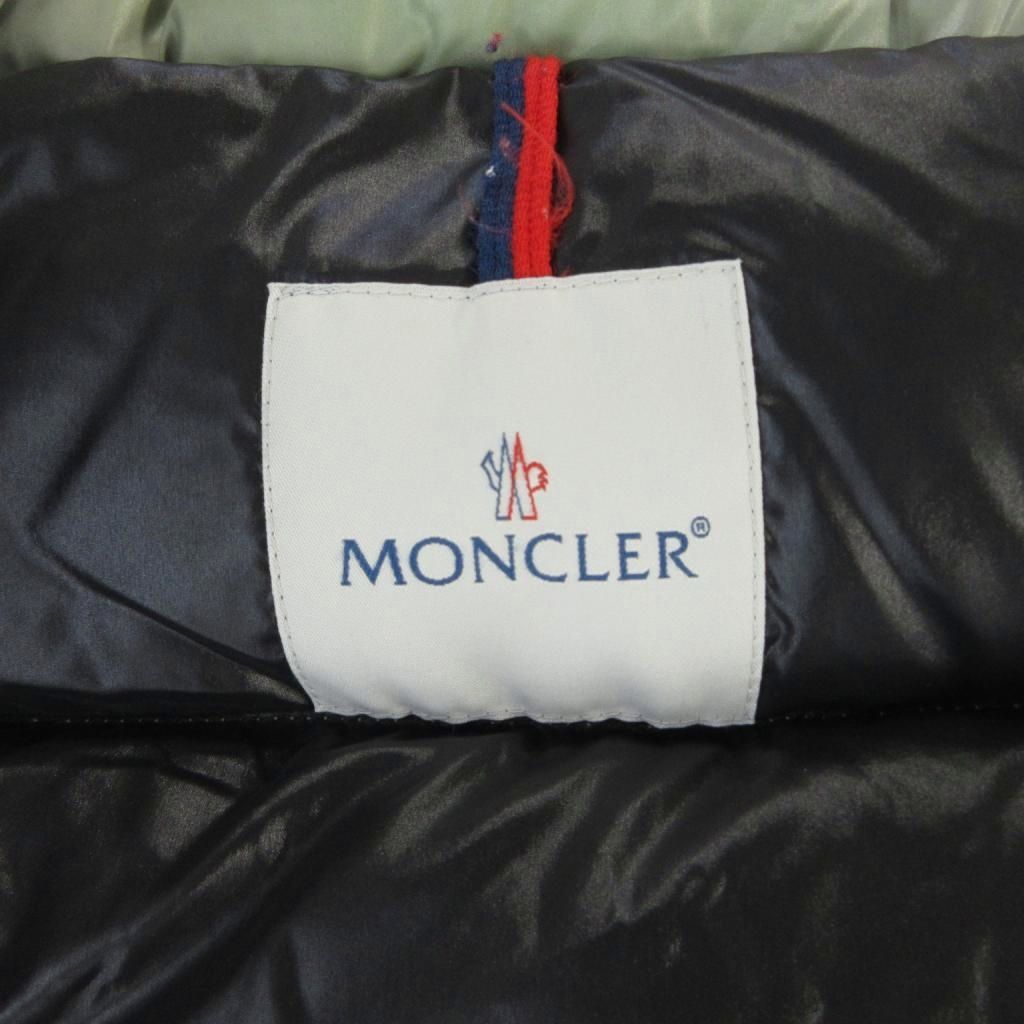 Moncler Everest Down Jacket Big Logo Zip Up 50 Beige 0 HW — view 7