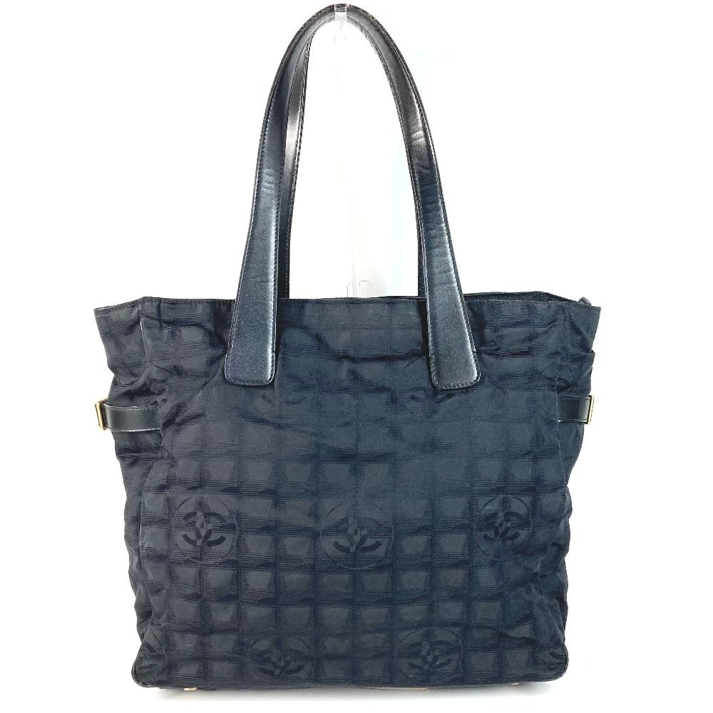 Chanel Shoulder Bag New Travel Line GM Nylon Leather Black — view 2
