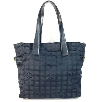 Chanel Shoulder Bag New Travel Line GM Nylon Leather Black — view 2