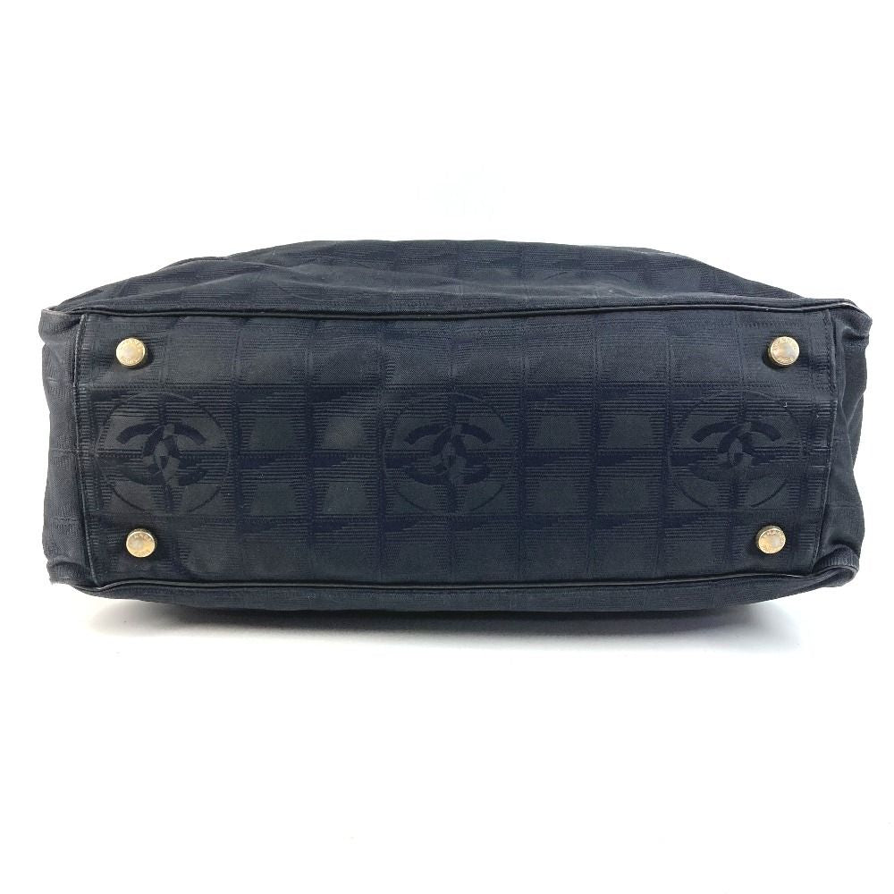 Chanel Shoulder Bag New Travel Line GM Nylon Leather Black — view 5