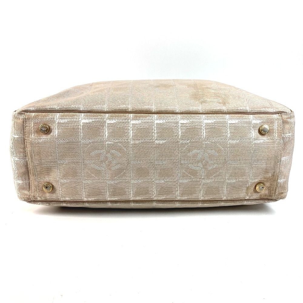 Chanel Shoulder Bag New Travel Line GM Nylon Leather Beige — view 5