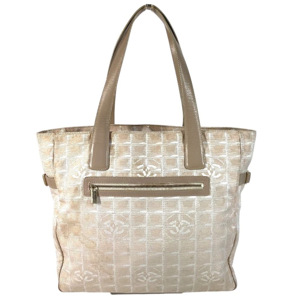 Chanel Shoulder Bag New Travel Line GM Nylon Leather Beige — view 2