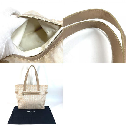 Chanel Shoulder Bag New Travel Line GM Nylon Leather Beige — view 9