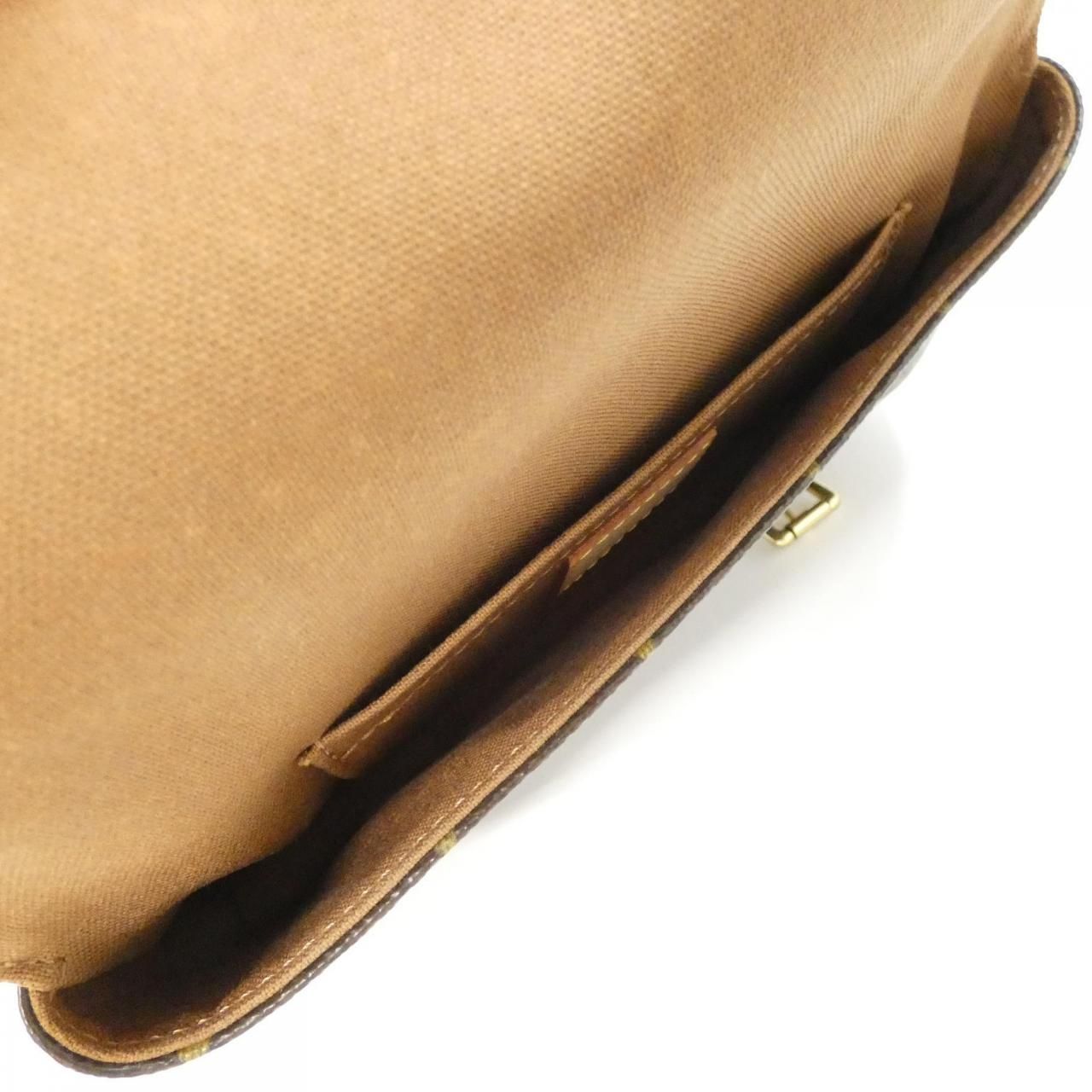 Louis Vuitton Monogram Pochette Marelle Waist — view 9