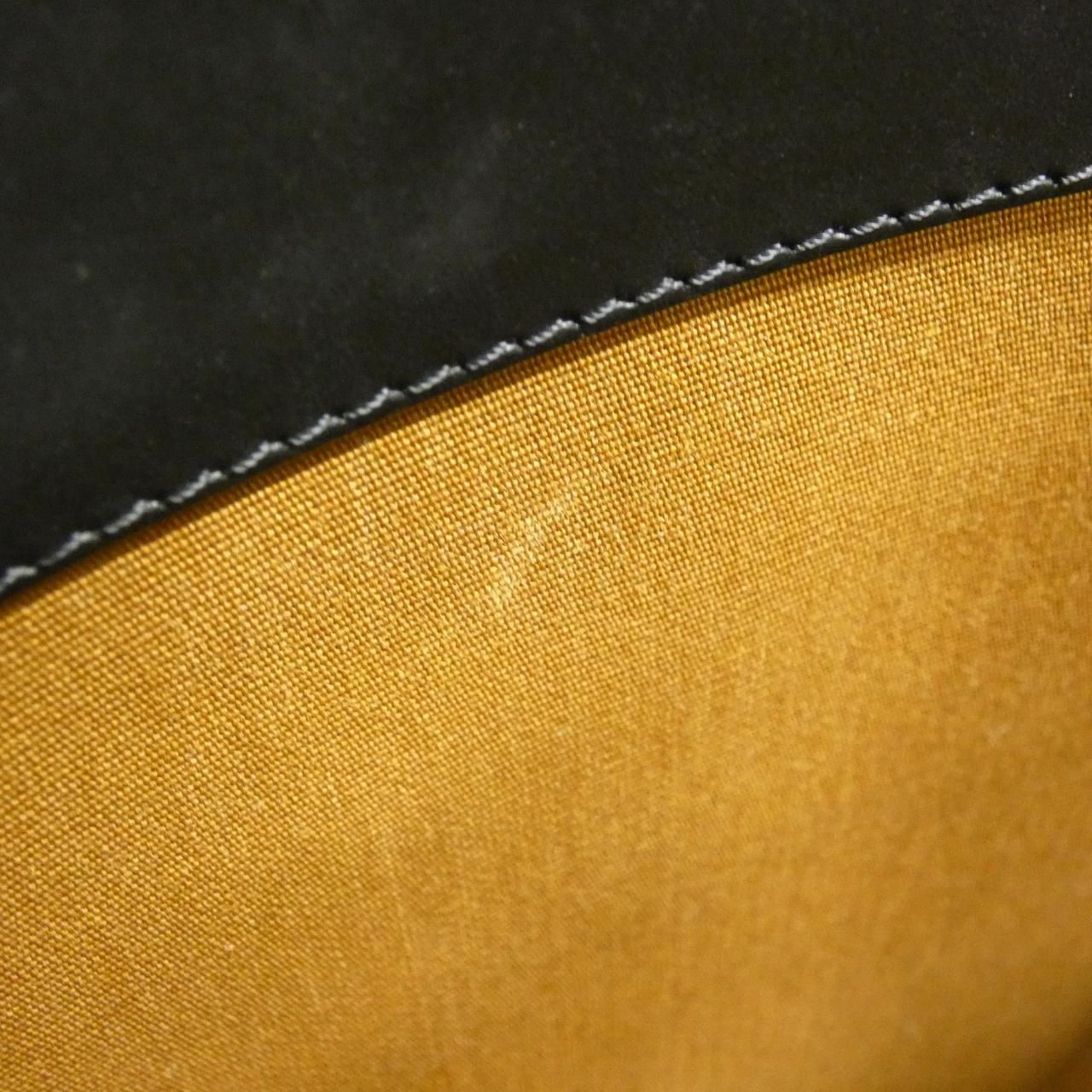 Celine Horizontal Cabas — view 9